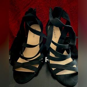 Black, strappy tie, cone heel, Torrid, 7.5 ww, zipper heel